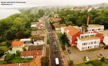 Idén is százak a Lábatlan-Karva Maratonon – LÉGI VIDEÓ