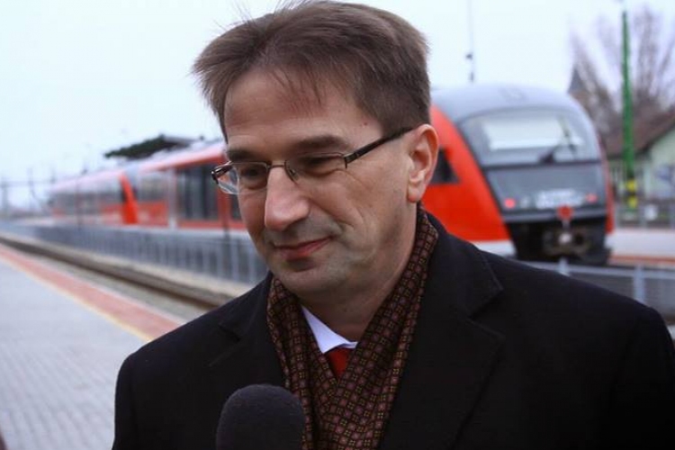 Völner Pál: 2013 a bővülés éve volt a közösségi közlekedésben 