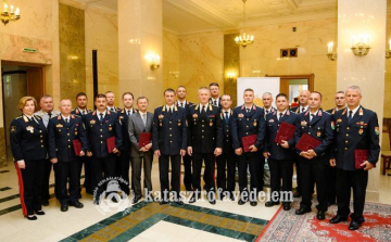 Szent Flórián Érdemjellel tüntették ki az esztergomi tűzoltót