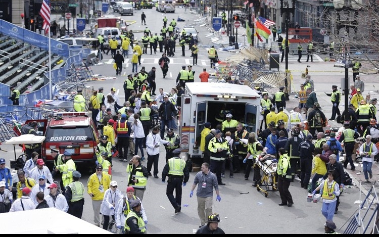 Bostoni robbantás - CNN: a gyanúsítottak egyike amerikai állampolgár volt, a másik zöld kártyával rendelkezik