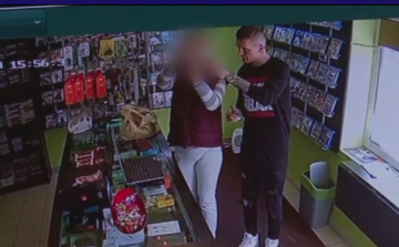 Több százezer forintnyi hamis pénz került elő Dorogon - VIDEÓVAL