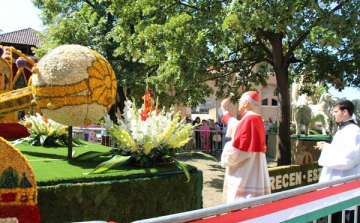 A virágkarnevál Esztergomban kezdődik