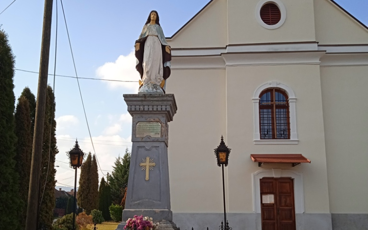 Parád a legszebb hely az egész földkerekségén