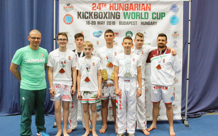 Világkupa-győzelmek és fényes érmek az esztergomi kick-boxosoktól