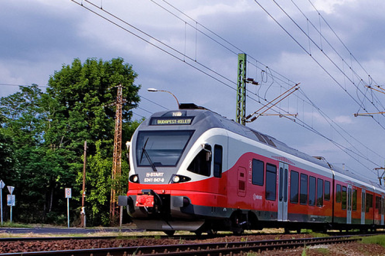 Pénteki menetrend szerint közlekednek a vonatok szombaton