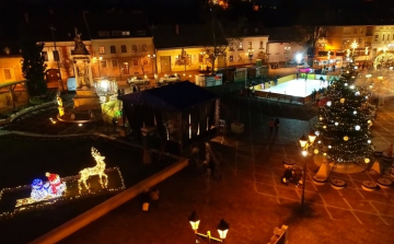 Kezdődnek Advent utolsó programjai a főtéren