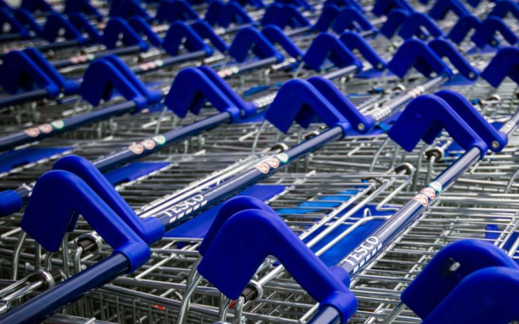 Lapinformációk szerint Szlovákiából való távozását fontolgatja a Tesco