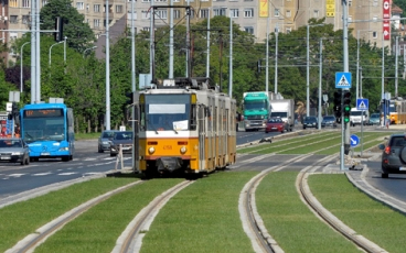 Döntött a főváros: találkozik az esztergomi vonat az 1-es villamossal