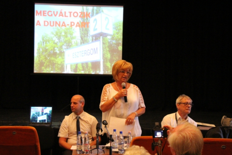 Újabb lakossági fórum a gátról