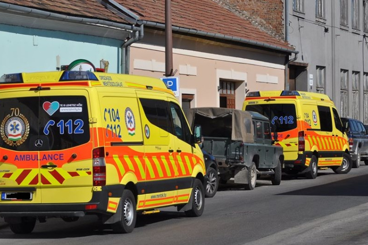 Mentőhelikopter érkezett Esztergomba - VIDEÓ