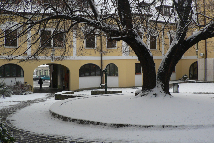 Karácsonyi kézműves családi program a Duna Múzeumban
