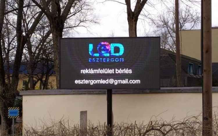 LED reklámfelület bérlés Esztergomban elsőként!