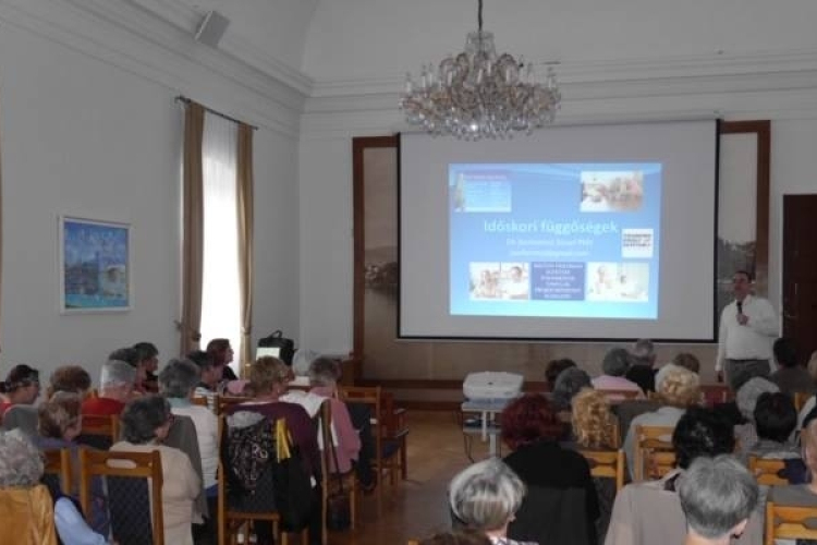 Újabb előadással folytatódik a Szenior Akadémia