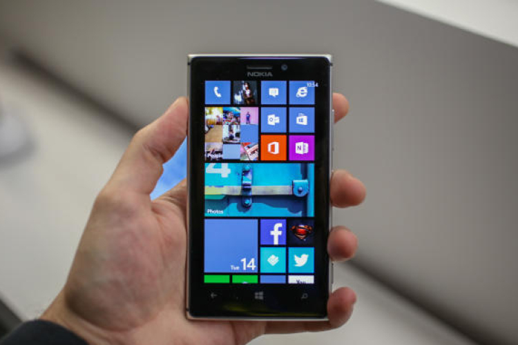 Nokia Lumia 925 - új csúcsmobil született