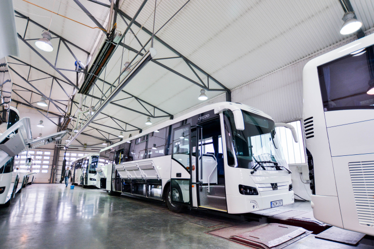 Új távolsági buszok jönnek Esztergomba