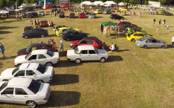 Légi videón a Zsámbéki Tuning Show 