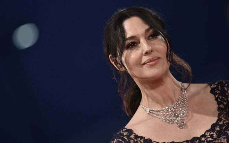 Díjat kap Monica Bellucci és Jean-Paul Belmondo 