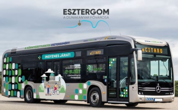 Zöld Busz érkezik Esztergomba