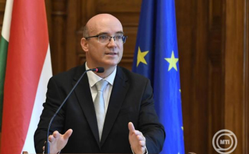 Maruzsa Zoltán: januártól átlagosan tíz százalékkal emelkedik a pedagógusok bére