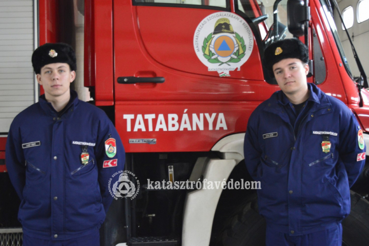 Erősítés érkezett az esztergomi tűzoltóságra