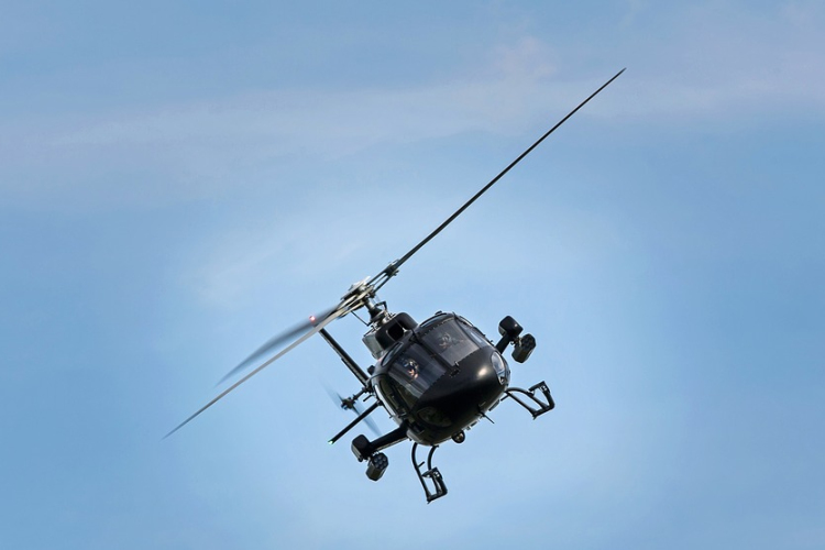 Helikopterrel szökött meg egy fegyveres rablásokért elítélt rab egy franciaországi börtönből
